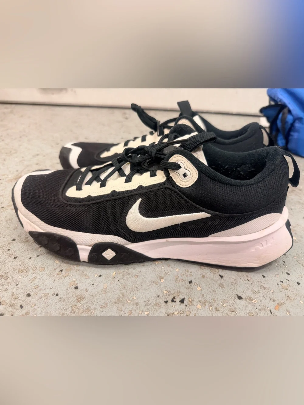 Nike mens air diamond varsity turf